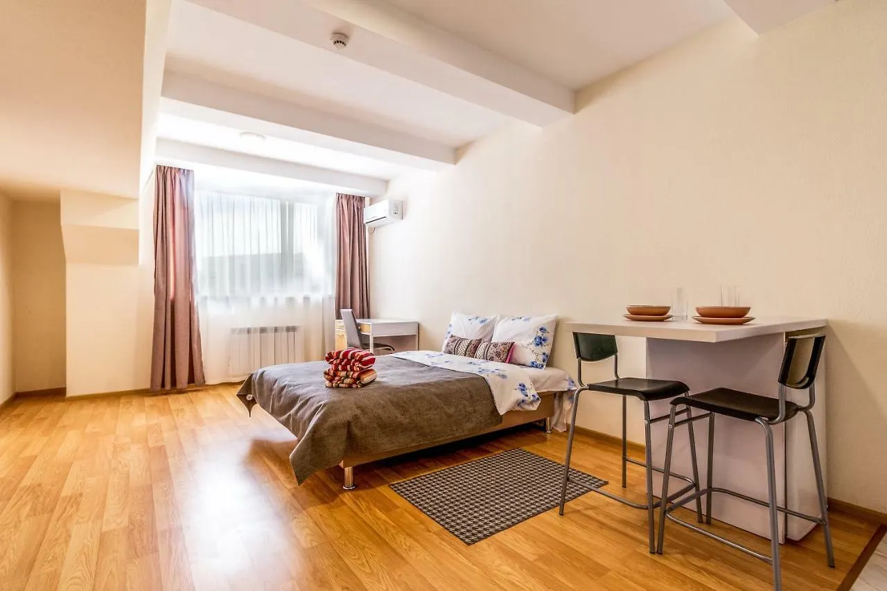 Home Inn Kyiv 0*,